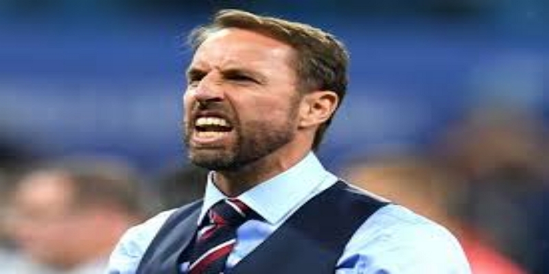 中场新组合：亚历山大-阿诺德的战术革新 - 安博体育