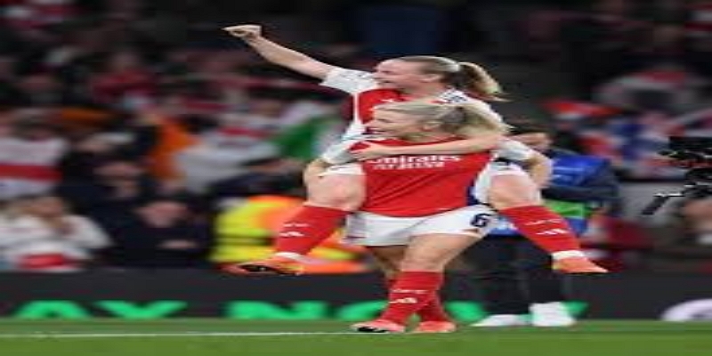 防线选择：回归四后卫还是坚持激进压迫-安博体育