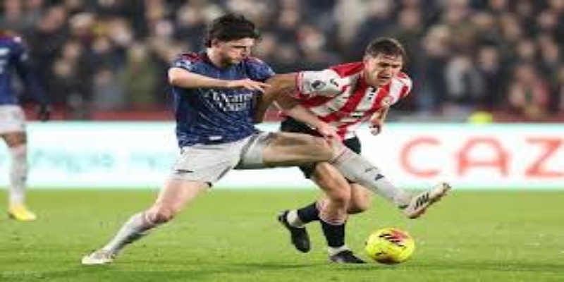 曼城防线告急：两大主力缺阵，后防重组成赛前难题 - 安博体育