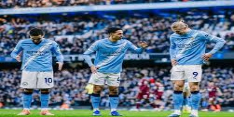 瓜迪奥拉的战术智慧：曼城三冠王伟业的最后拼图-安博体育