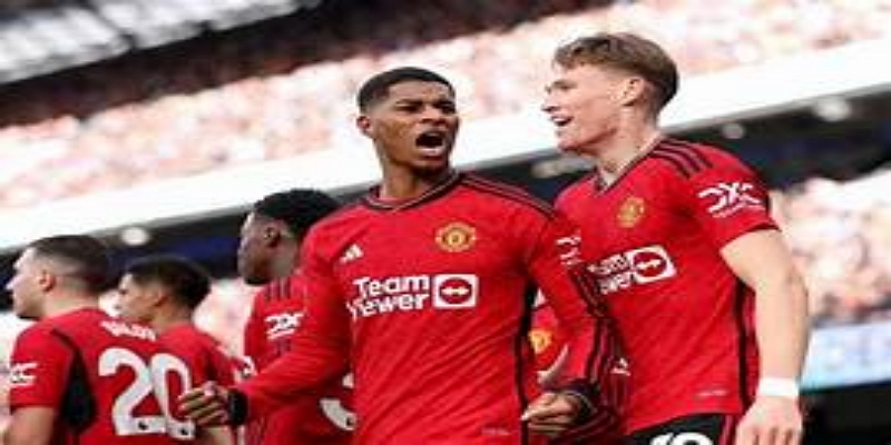 安博体育前瞻：曼联中场未来构建方向-安博体育